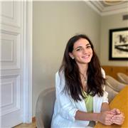 Profesora de contabilidad y fiscalidad, con más de cuatro años de experiencia ejerciendo como abogada fiscalista en Barcelona.